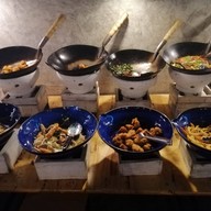 อ๊อดเซาะหมูกระทะ by botanic