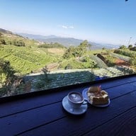 ไร่ผ่อดอย