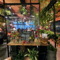 บรรยากาศ Aoyama Flower Market TEA HOUSE  Omote-Sando