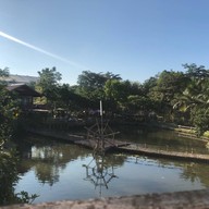 บ้านฮิมโต้ง