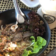 บ้านฮิมโต้ง