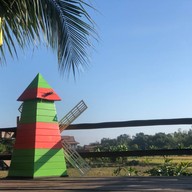 บ้านฮิมโต้ง