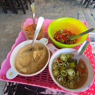 จานใหญ่ บ้านหม้อ