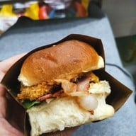 เมนูของร้าน Mother Trucker Burger