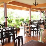 ร้านอาหารเรือนไทยสวนน้ำ
