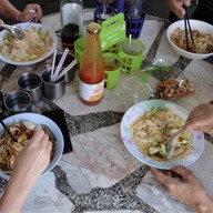 ขนมจีน ป้าทีป