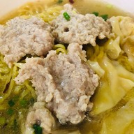 เมนูของร้าน ก๋วยเตี๋ยวเสวย โจ๊กโตเกียว