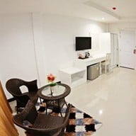 โรงแรมบีเค เพลส