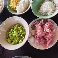 ก๋วยเตี๋ยวเรือวัดใหม่