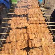 หมูปิ้งจิ้มแจ่ว ( ข้างปั้ม )