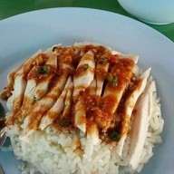 เมนูของร้าน ข้าวมันไก่ไทย-ไก่ทอด ซอย4 (ลุงพงษ์)