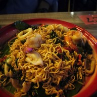 ขนมจีนน้ำยา และอาหารตามสั่ง BY เริงลลิล Mega Bangna