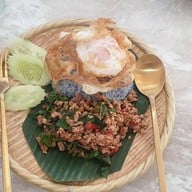 เมนูของร้าน กะเพราชาววัง ขอนแก่น