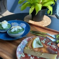 เมนูของร้าน Humming House