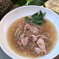 ราดหน้า 18 ร้าน 18 ล้าน