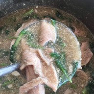 ราดหน้ายกนิ้ว -