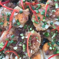 พานทอง ข้าวราดแกง
