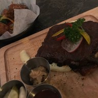 Mellow Restaurant & Bar The Crystal