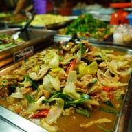 ข้าวกับแกง by ไทยสงวน