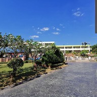 หน้าร้าน Labrary
