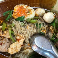 เมนูของร้าน ก๋วยเตี๋ยวเรือยกซด 4