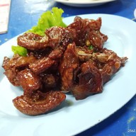 ล้านใจ จุ่มแซ่บอีสาน สายไหม