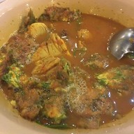 ครัวไพลิน สามกอง