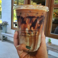 เมนูของร้าน Youngfolk Bean and Brew bean and brew