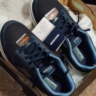 บรรยากาศ Skechers Shinsaibashi