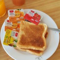 ตาแหวน บีช รีสอร์ท