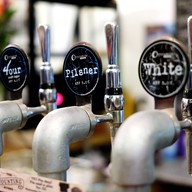 บรรยากาศ The Mounting Stone