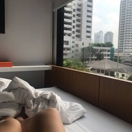 โรงแรมเอสบ็อกซ์