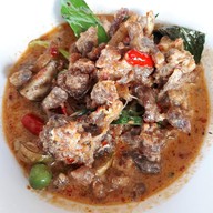 ลุงหนวดอาหารตามสั่งไม่ธรรมดา