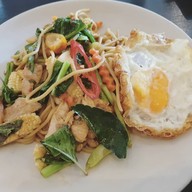 ยิ้มสู้ คาเฟ่ อรุณอมรินทร์ 39