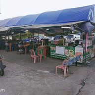 ร้านลาบอุบลเจ๊อั๋น(ร้านอยู่หลังเซเว่น) สาขา1