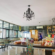 Cafe' Mee Coffee And Bread