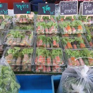 เมนูของร้าน สลัดฟาร์มรักผัก ตลาดนัดทุ่งปอ