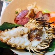 เมนูของร้าน โตจังอ๋อง noodlebar บะหมี่กุ้งแม่น้ำเผาเจ้าแรกของไทย ป้อมปราบศัตรูพ่าย