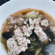 ต้มเลือดหมูนายเส่ย