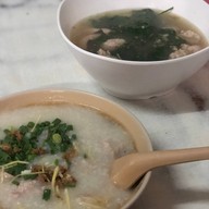 โจ๊กหมูเกาเหลาใบตำลึง
