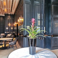 บรรยากาศ Sukhumvit Gallery Hyatt regency bangkok Sukhumvit 13