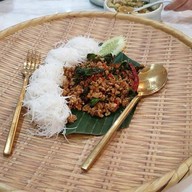 เมนูของร้าน กะเพราชาววัง ขอนแก่น