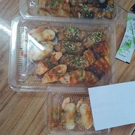 เมนูของร้าน อิสานอินดี้ซูชิย่างไฟ ศูนย์อาหารมีเจริญ อุบลราชธานี