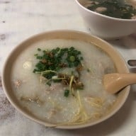 โจ๊กหมูเกาเหลาใบตำลึง