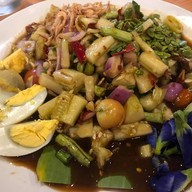 ส้มตำน้ำนัว