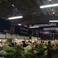 ตลาดสดแม่เหียะ