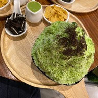 Onsen Ice Bingsu & Cafe