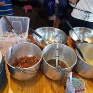 หน้าร้าน Yum Step