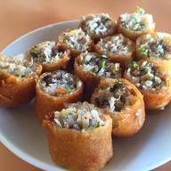 เมนูของร้าน แดงแหนมเนือง ในเมือง