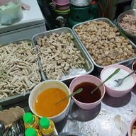 ก๋วยจั๊บญวนอุบล